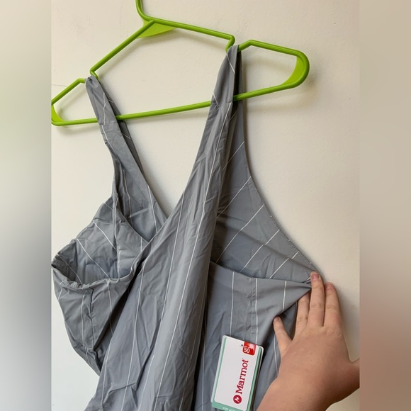 Marmot Dress - Picture 2 of 4